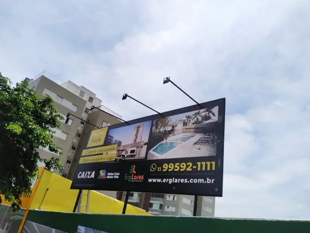Lona outdoor produzida e instalada sob medida.