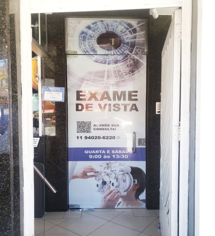 Adesivo Perfurado Personalizado 4