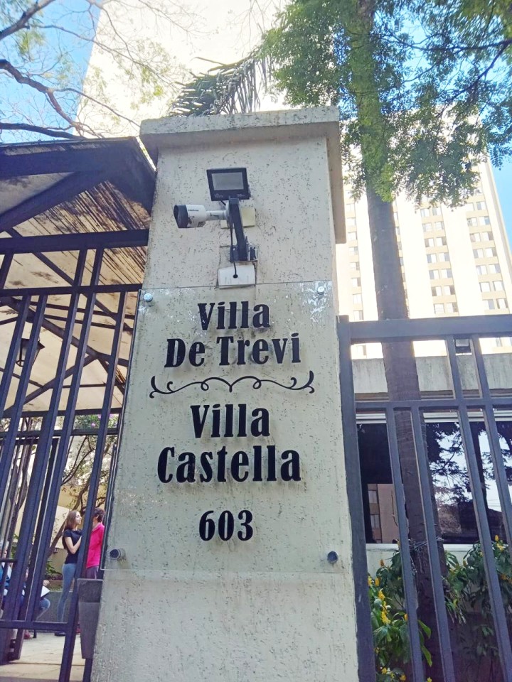 Fachadas de Acrílico e Vidro 6