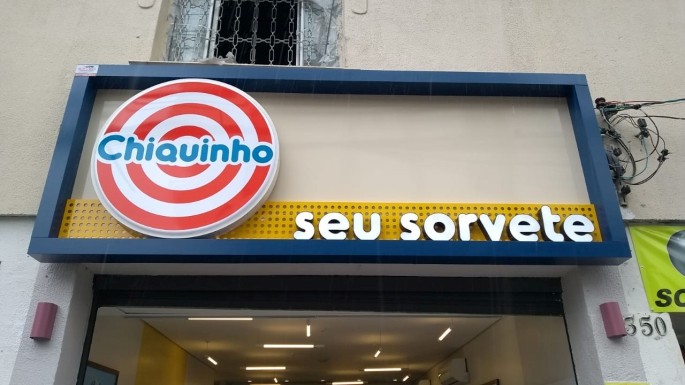 Fachadas em Acrílico Personalizada