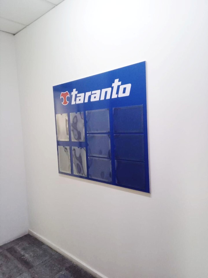 Placa de PVC Personalizada 4