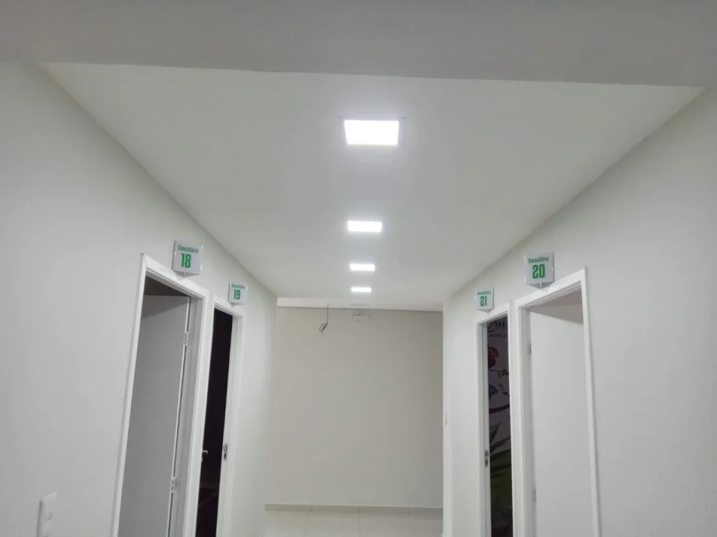 Sinalização para Portas de Escritório